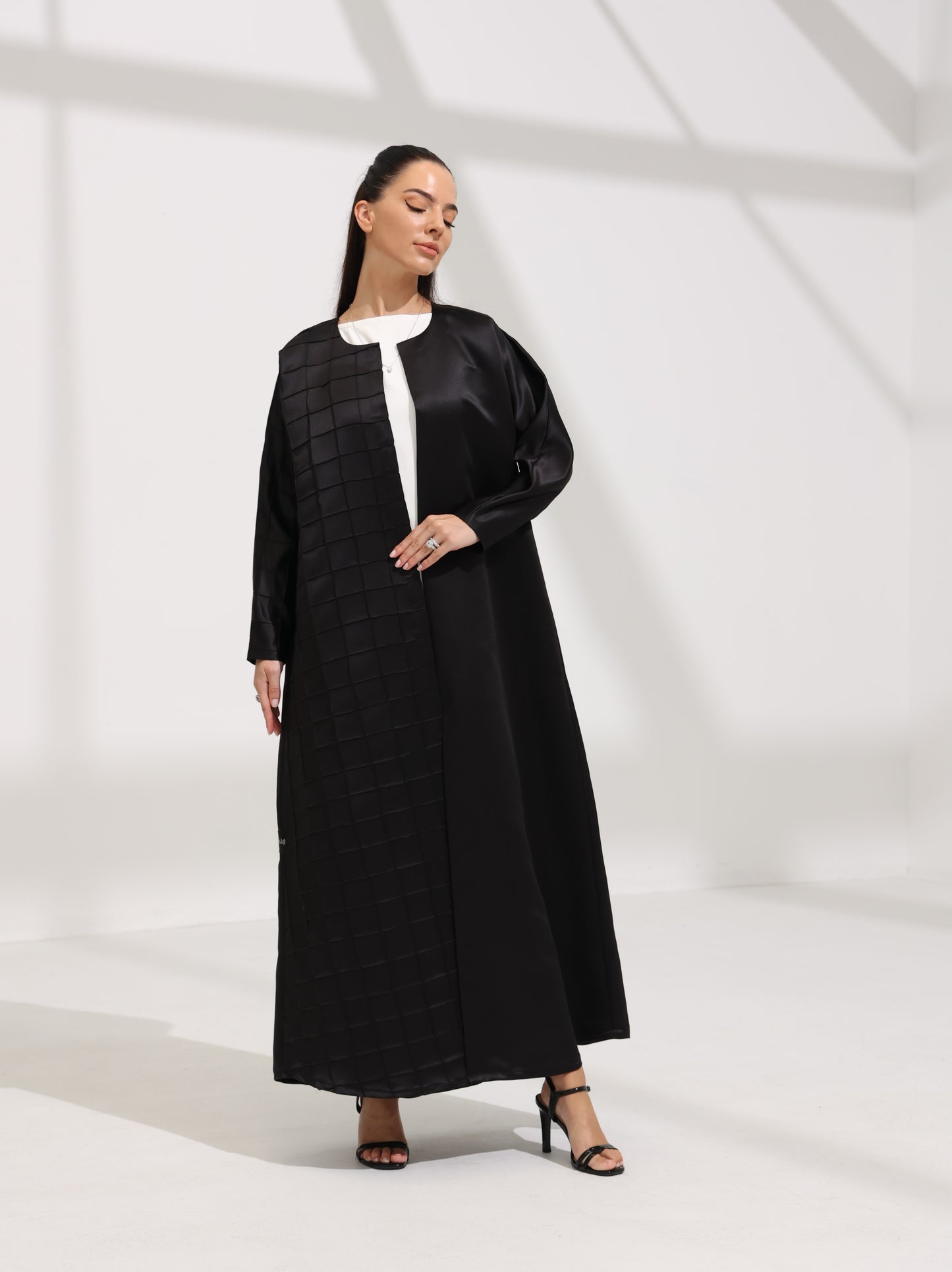 Signature | Black